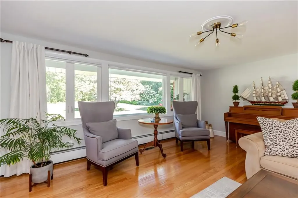 15 Golden View Drive Johnston RI 02919