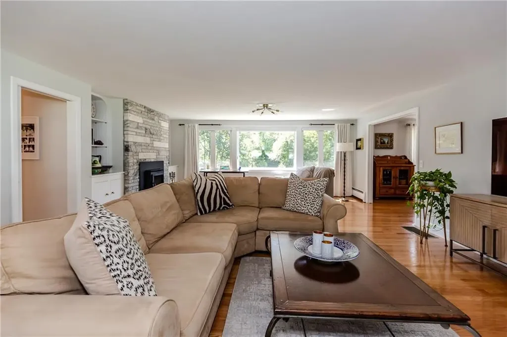 15 Golden View Drive Johnston RI 02919