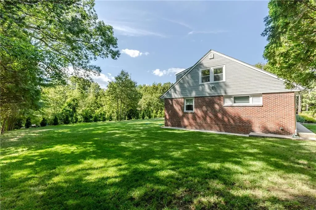 15 Golden View Drive Johnston RI 02919