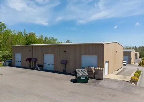 376 Dry Bridge Road North Kingstown RI 02852