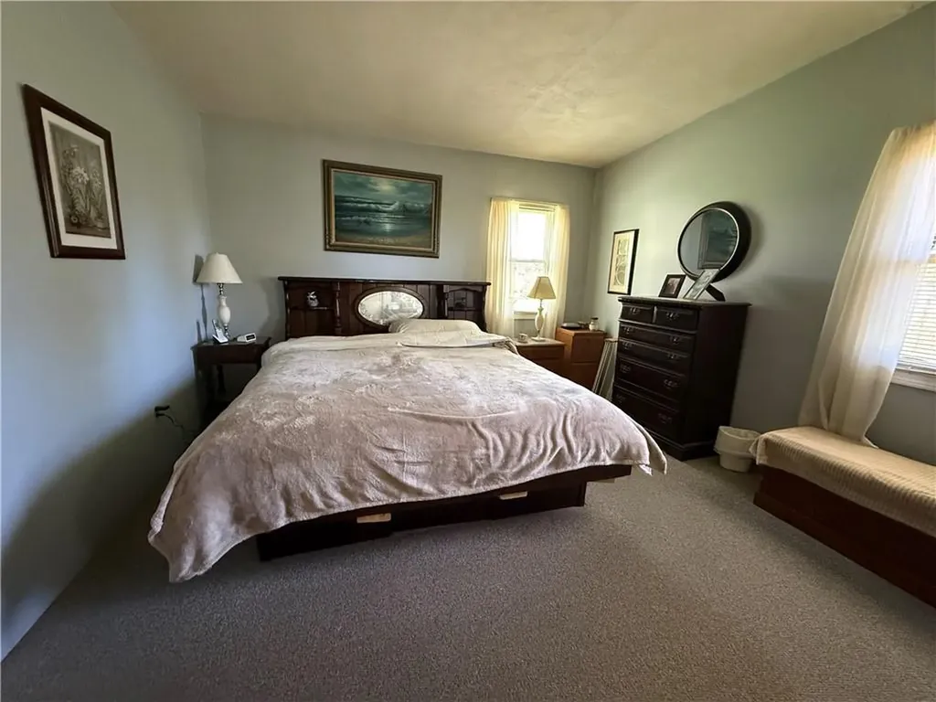 35 Highland Avenue South Kingstown RI 02879