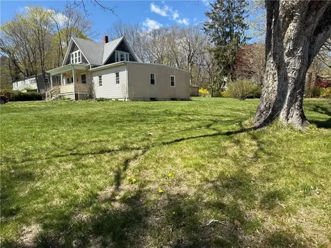 35 Highland Avenue South Kingstown RI 02879