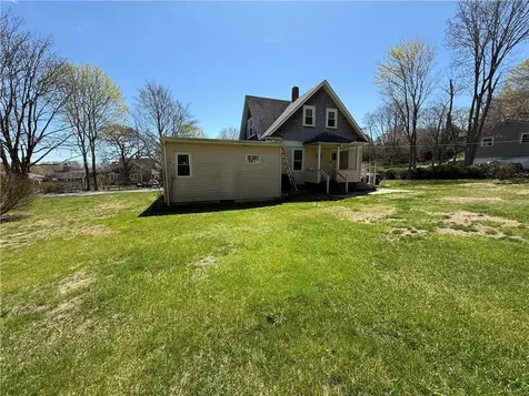 35 Highland Avenue South Kingstown RI 02879