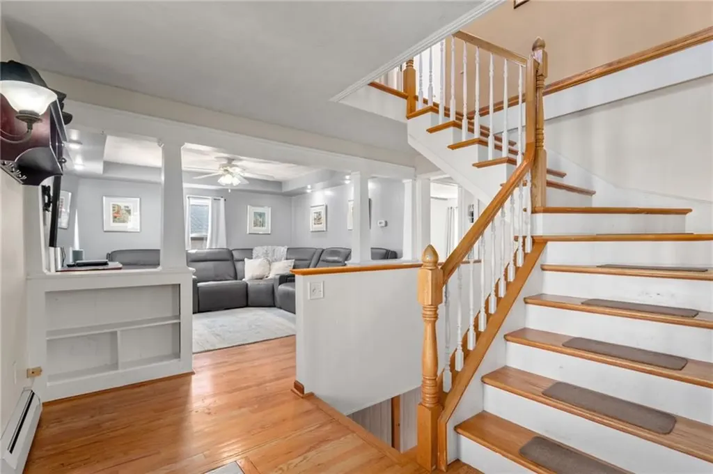16 Elizabeth Avenue Smithfield RI 02917