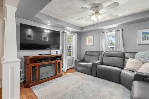16 Elizabeth Avenue Smithfield RI 02917