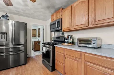 16 Elizabeth Avenue Smithfield RI 02917