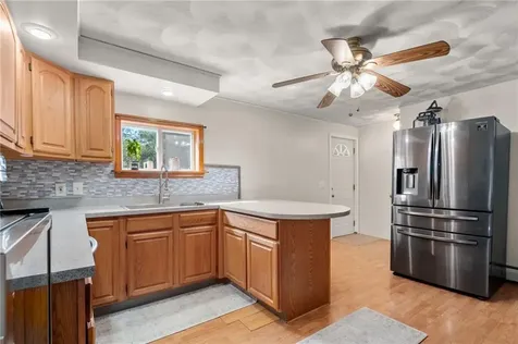 16 Elizabeth Avenue Smithfield RI 02917