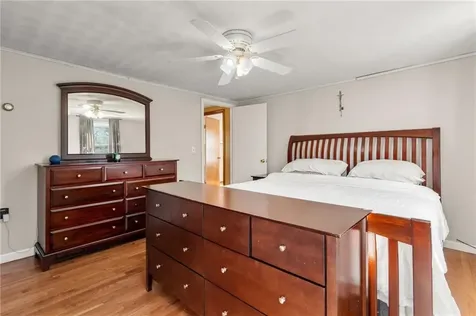 16 Elizabeth Avenue Smithfield RI 02917