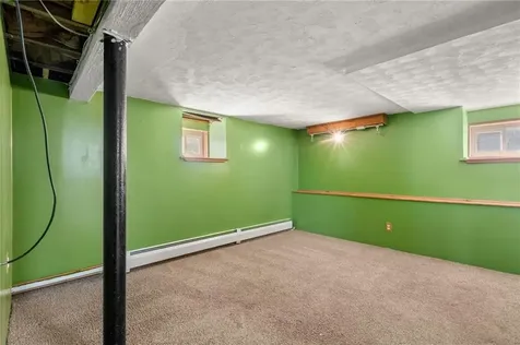 16 Elizabeth Avenue Smithfield RI 02917
