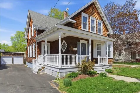 447 Winter Street Woonsocket RI 02895