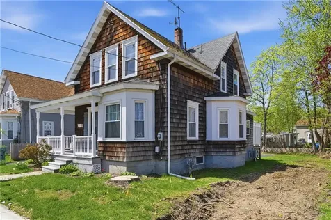 447 Winter Street Woonsocket RI 02895