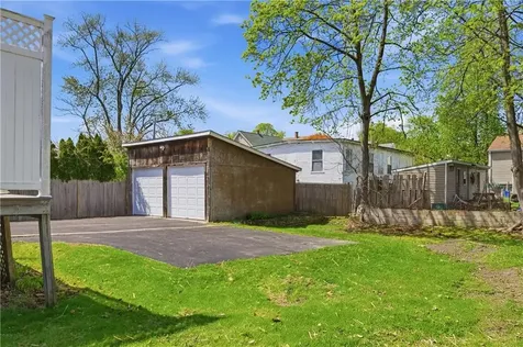447 Winter Street Woonsocket RI 02895