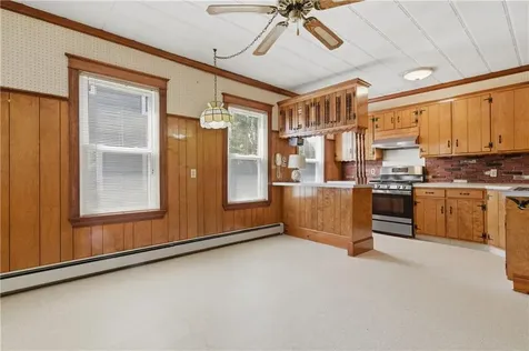 447 Winter Street Woonsocket RI 02895