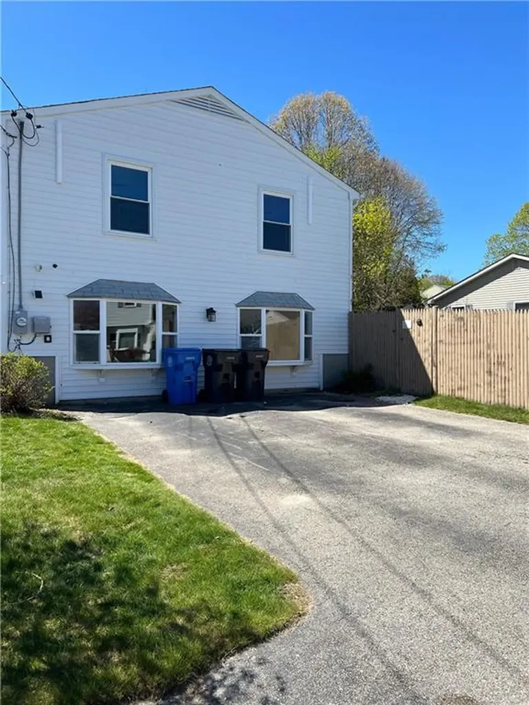 52 Cottonwood Drive Cranston RI 02921