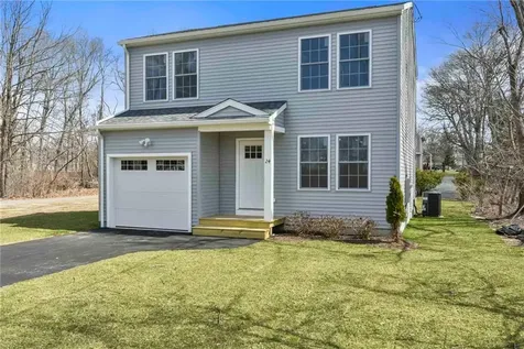 24 Blackburn Street Warwick RI 02886