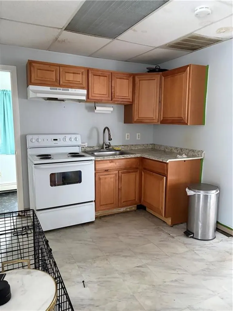 1006 Reservoir Avenue Cranston RI 02910