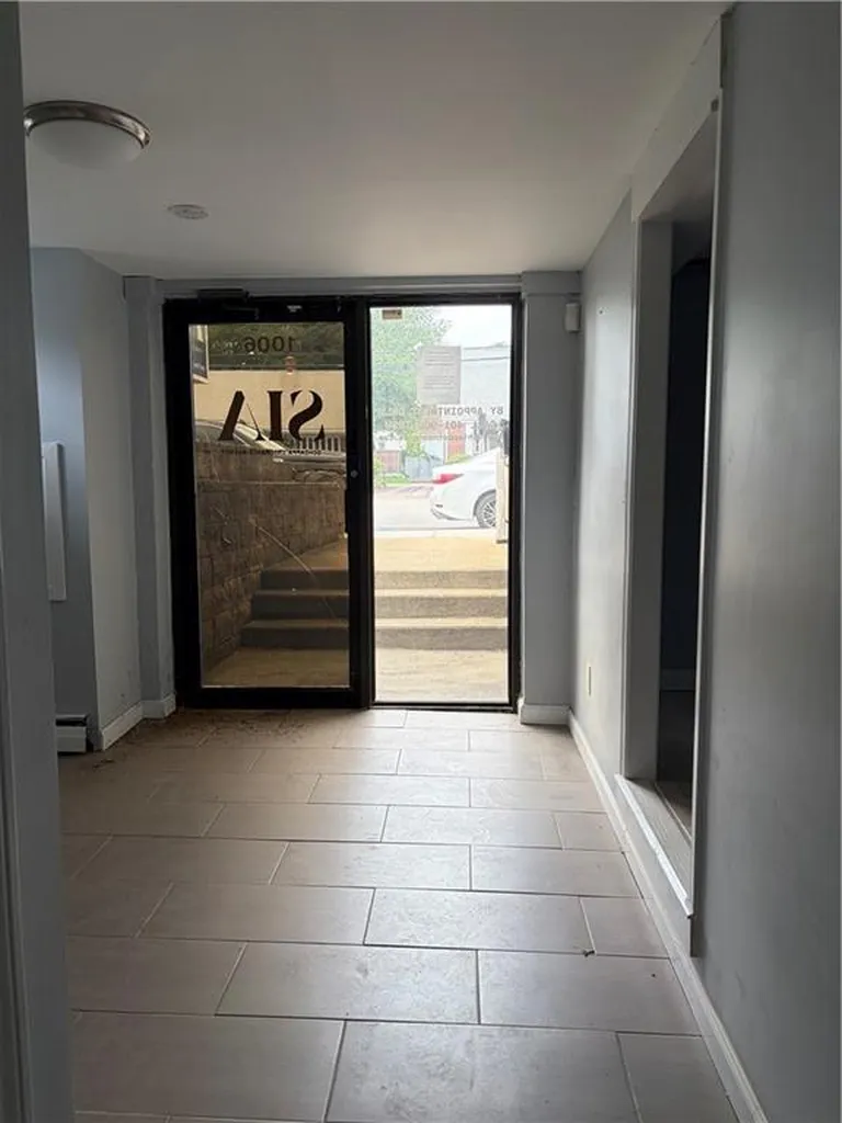 1006 Reservoir Avenue Cranston RI 02910