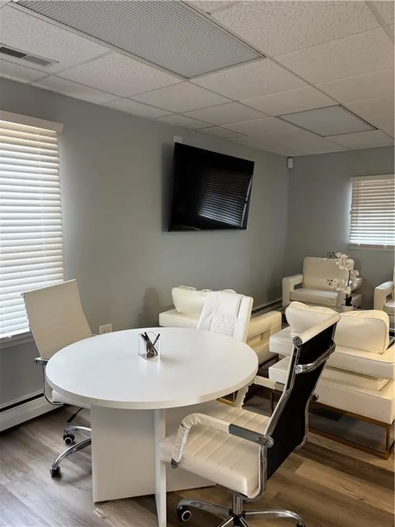 1006 Reservoir Avenue Cranston RI 02910
