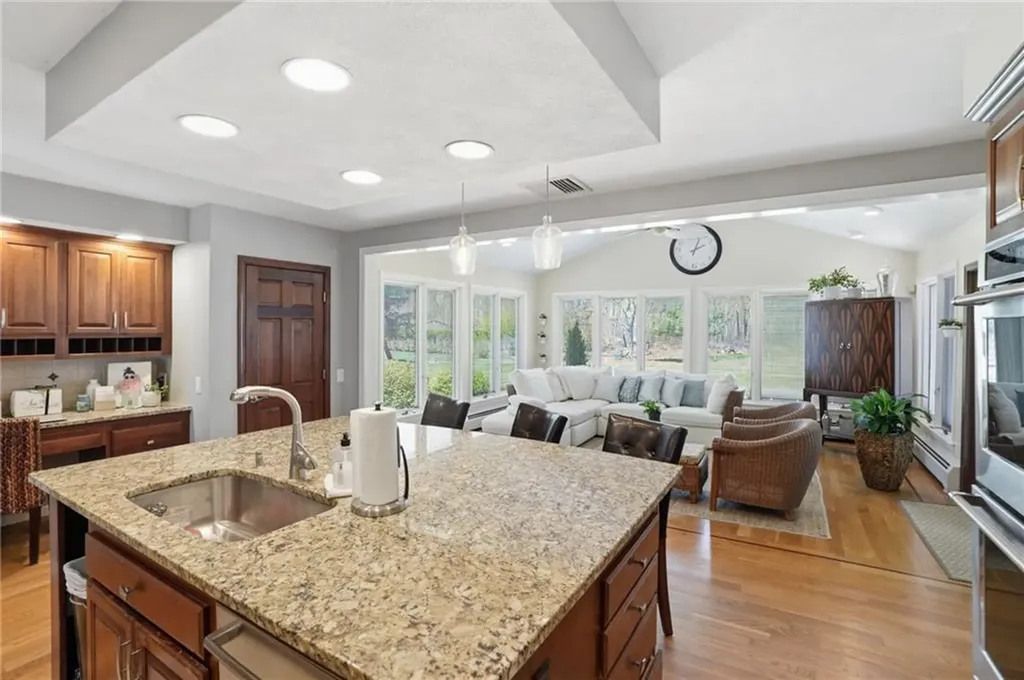 122 Mystery Farms Drive Cranston RI 02921