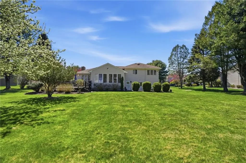 122 Mystery Farms Drive Cranston RI 02921