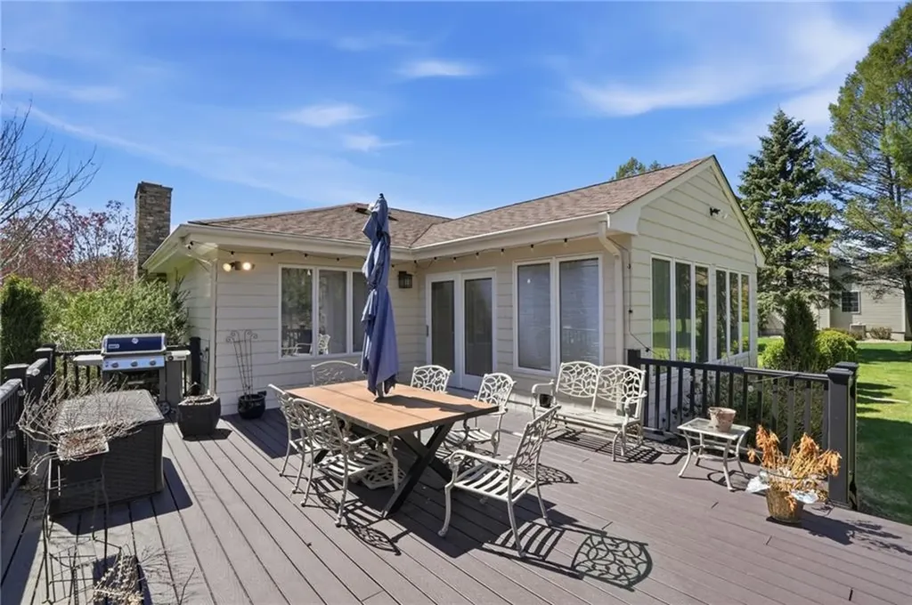 122 Mystery Farms Drive Cranston RI 02921