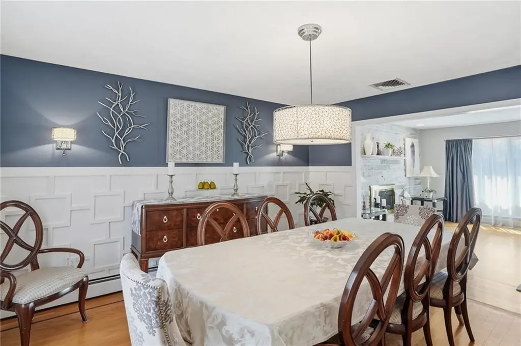 122 Mystery Farms Drive Cranston RI 02921