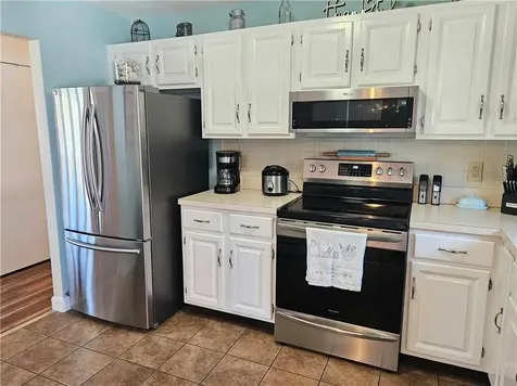 131 Jambray Avenue Warwick RI 02886