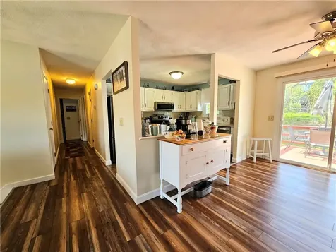 131 Jambray Avenue Warwick RI 02886