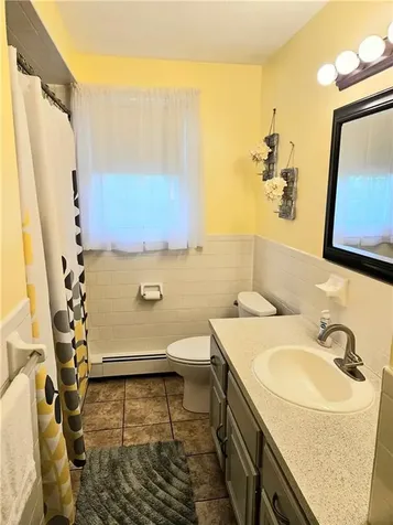 131 Jambray Avenue Warwick RI 02886