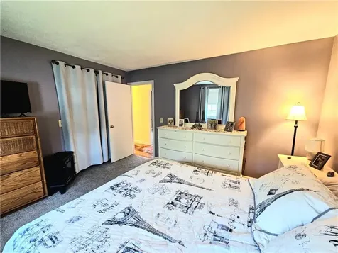 131 Jambray Avenue Warwick RI 02886