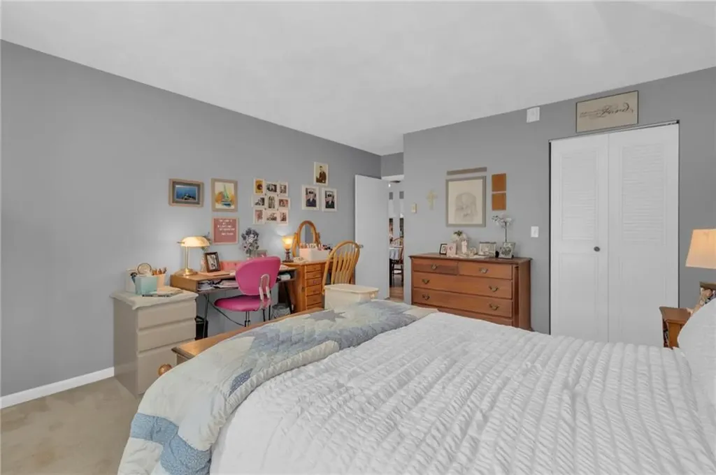 1560 Douglas Avenue North Providence RI 02904