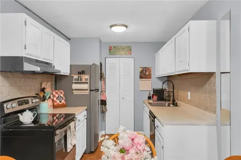 1560 Douglas Avenue North Providence RI 02904