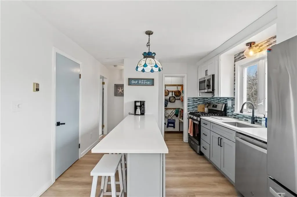 17 Clifford Drive Westerly RI 02891