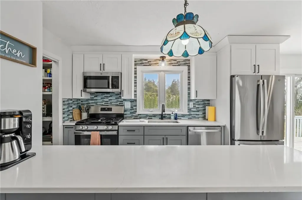 17 Clifford Drive Westerly RI 02891