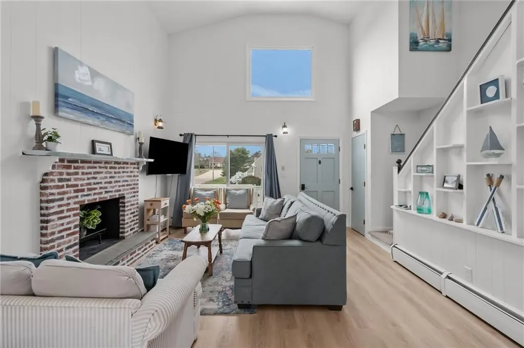 17 Clifford Drive Westerly RI 02891