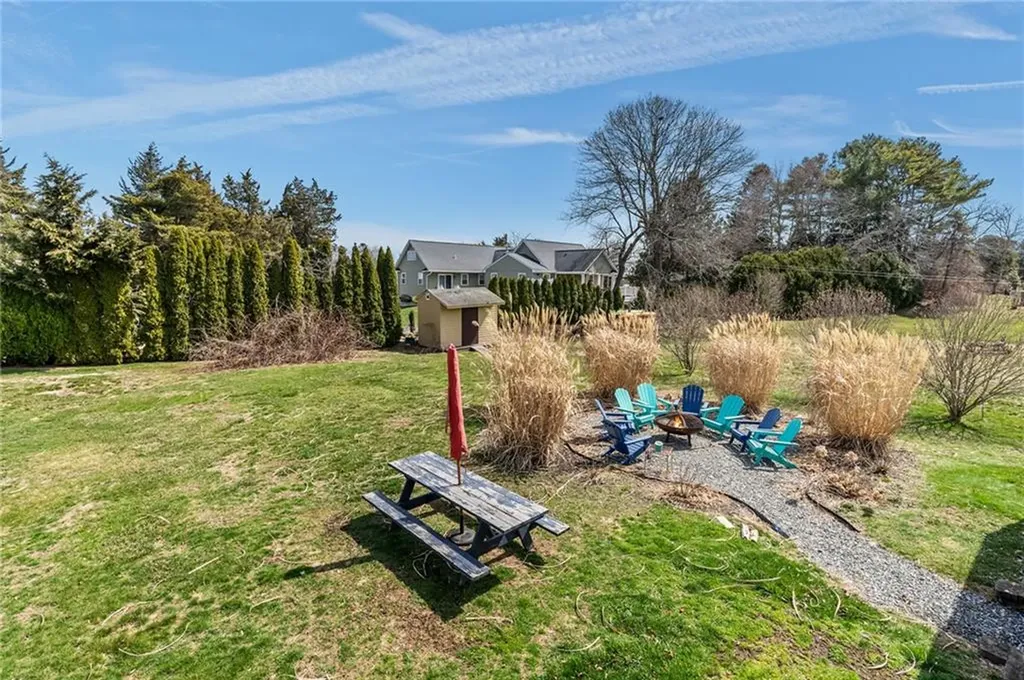 17 Clifford Drive Westerly RI 02891