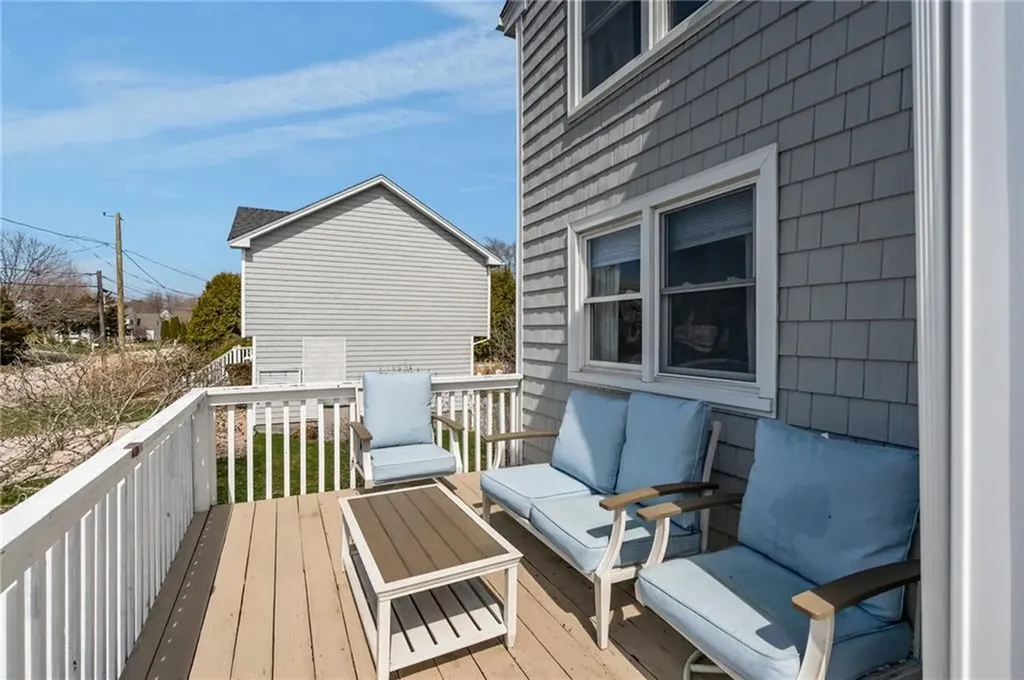 17 Clifford Drive Westerly RI 02891