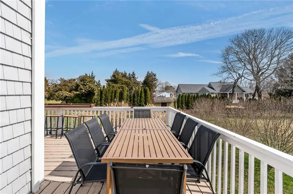 17 Clifford Drive Westerly RI 02891