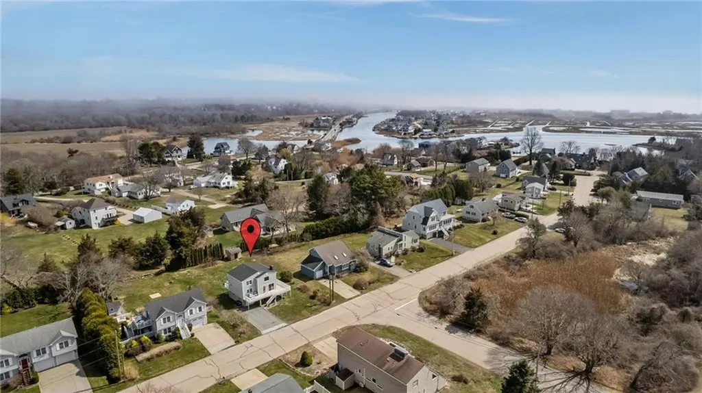 17 Clifford Drive Westerly RI 02891