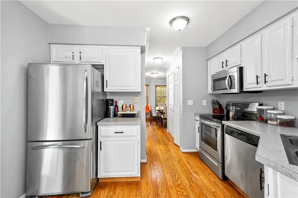 626 Smithfield Road North Providence RI 02904