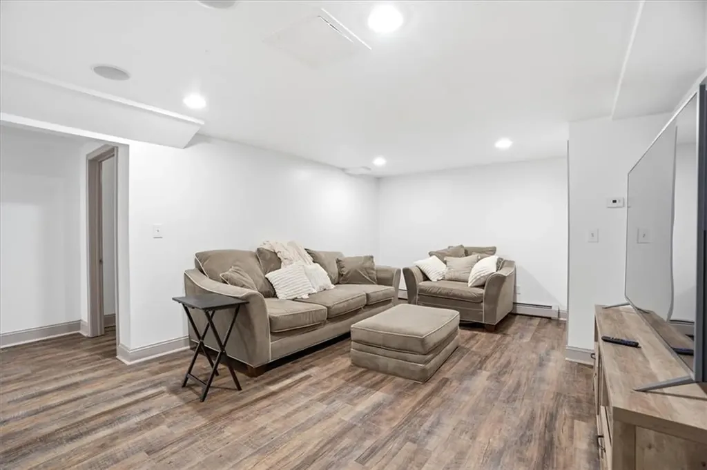 170 Jastram Street Providence RI 02908