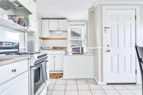 221 State Street Bristol RI 02809