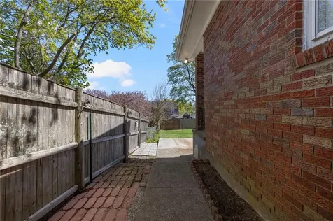 495 Gaskill Street Woonsocket RI 02895
