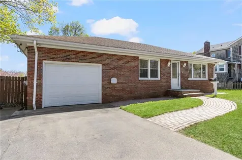 495 Gaskill Street Woonsocket RI 02895