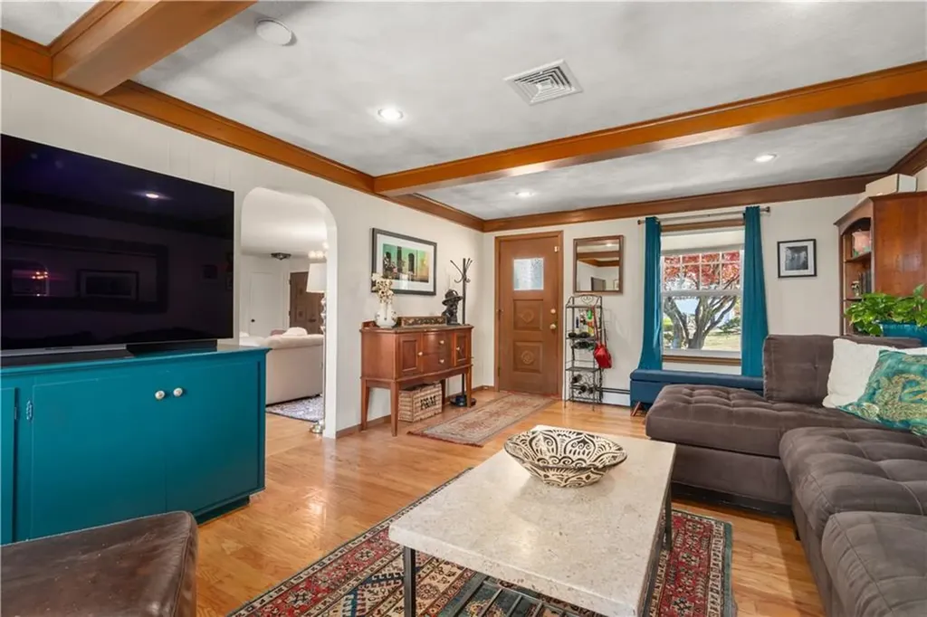 52 Woodhaven Boulevard North Providence RI 02911