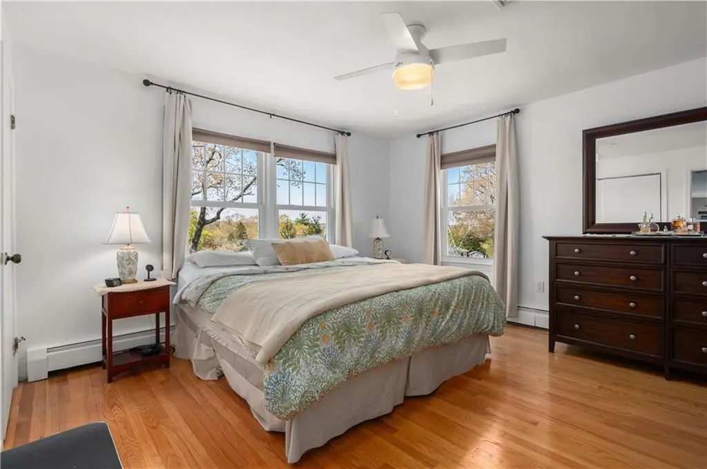 52 Woodhaven Boulevard North Providence RI 02911