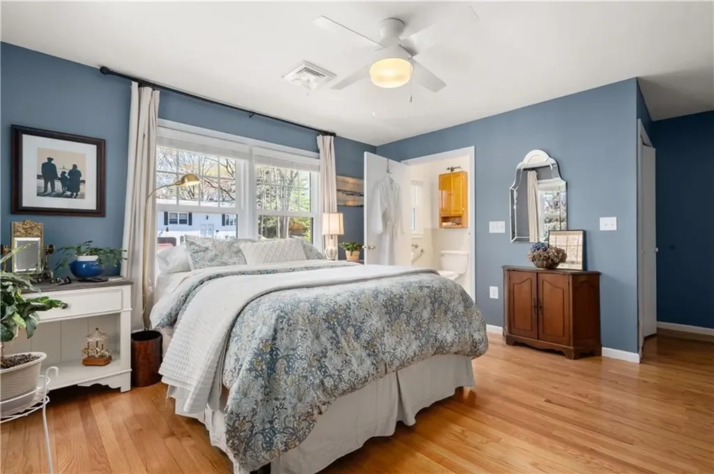 52 Woodhaven Boulevard North Providence RI 02911