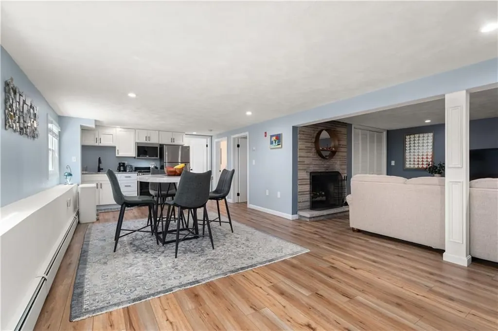 52 Woodhaven Boulevard North Providence RI 02911