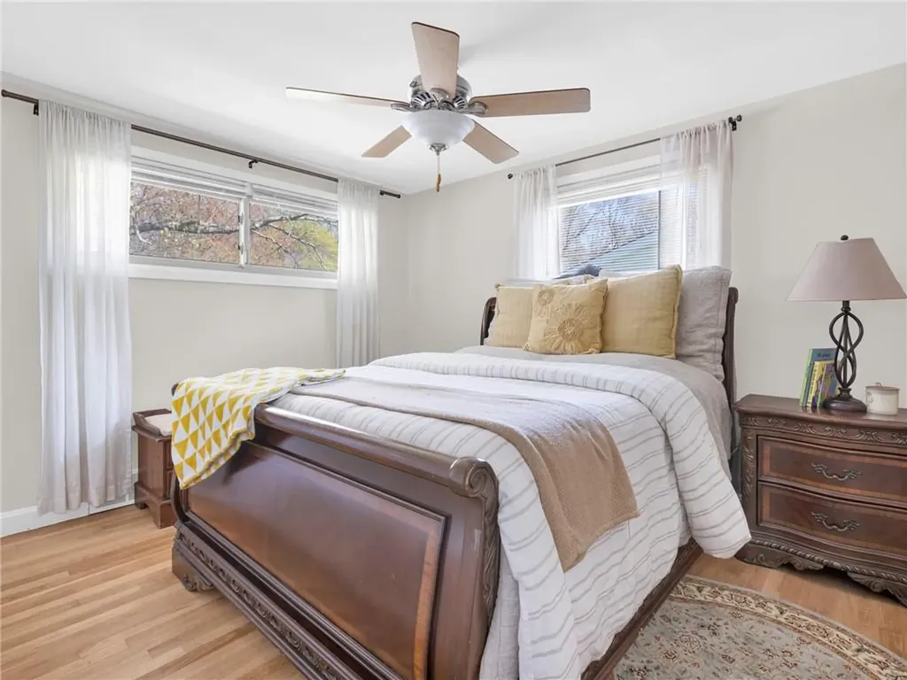 29 Sweetbriar Drive Cranston RI 02920