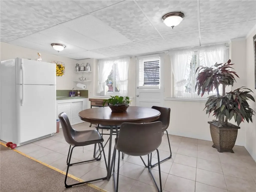 29 Sweetbriar Drive Cranston RI 02920
